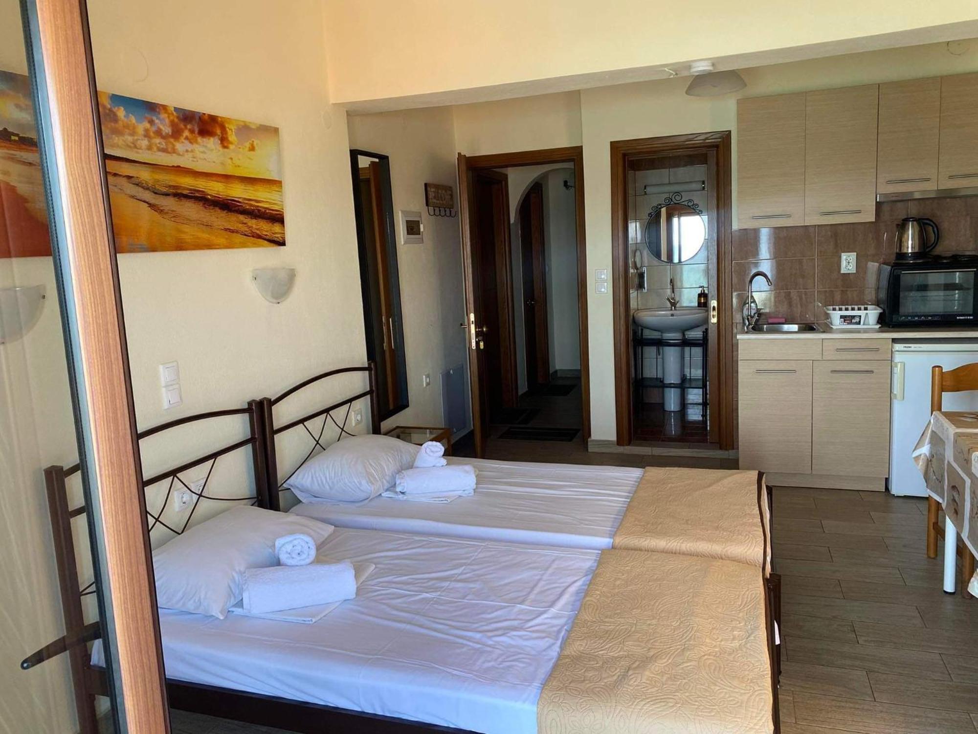 Diolkos Apartement Nea Roda Habitación foto