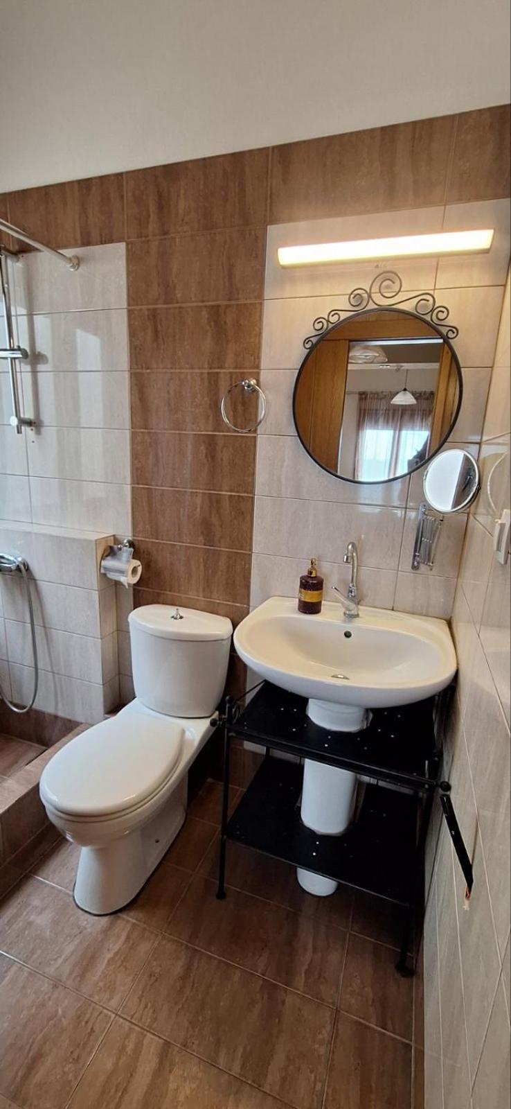 Diolkos Apartement Nea Roda Habitación foto
