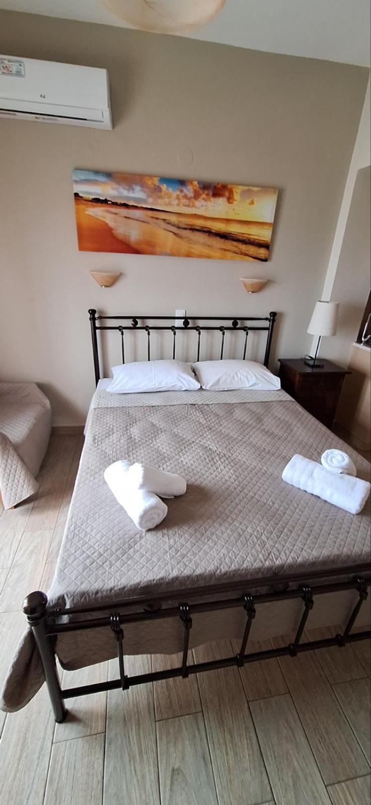 Diolkos Apartement Nea Roda Habitación foto